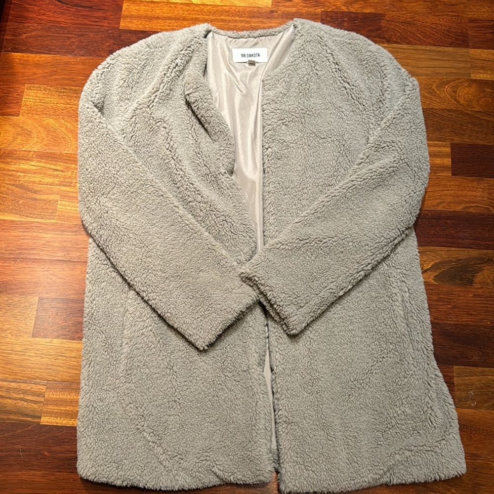 BB Dakota Teddy Coat Merrill Grey Faux Fur Fuzzy Beige Tan Jacket Size L